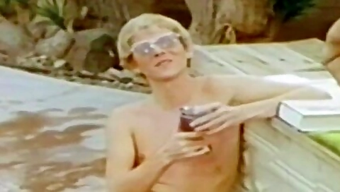 The Light From The Second Story Window (1973)